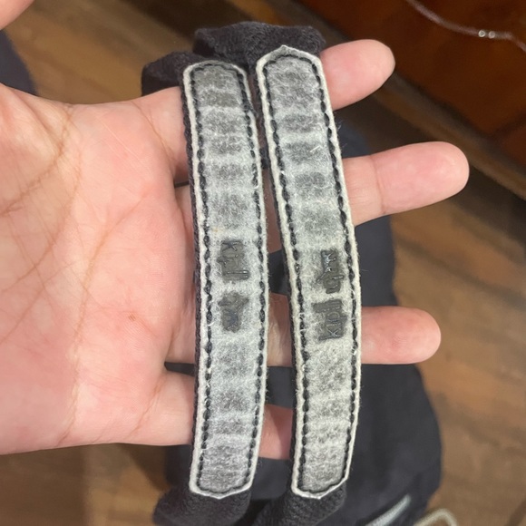 Kipling crossbody hand bag. Bluish purplish Color. Used - Picture 7 of 8